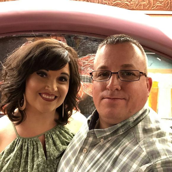 Meet your Posher, Dee - Picture 1 of 1